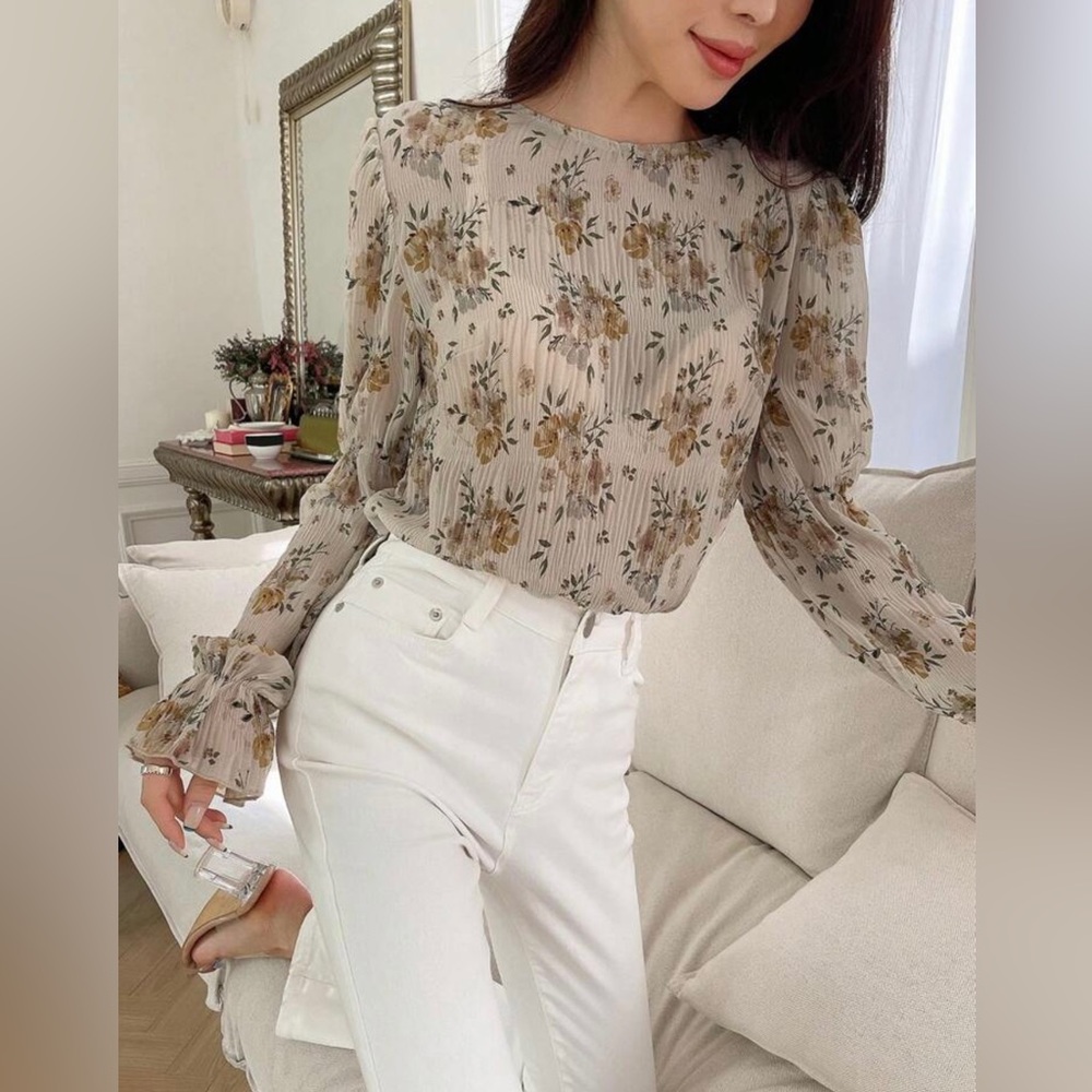 Dazy XL Floral Print Flounce Sleeve Blouse